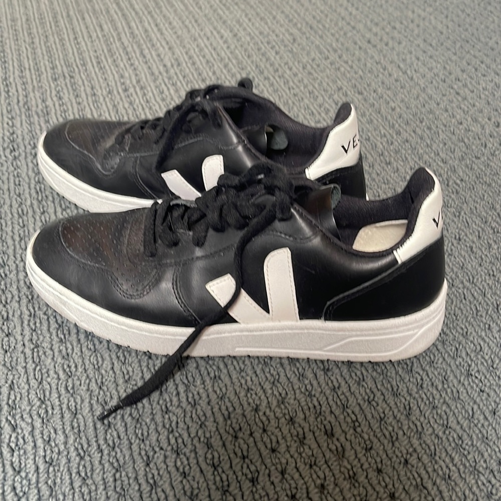 Veja sneakers
